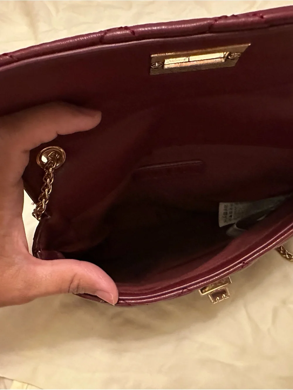 Quilted Burgundy Chain Crossbody Bag - Classic Women’s Shoulder Bag